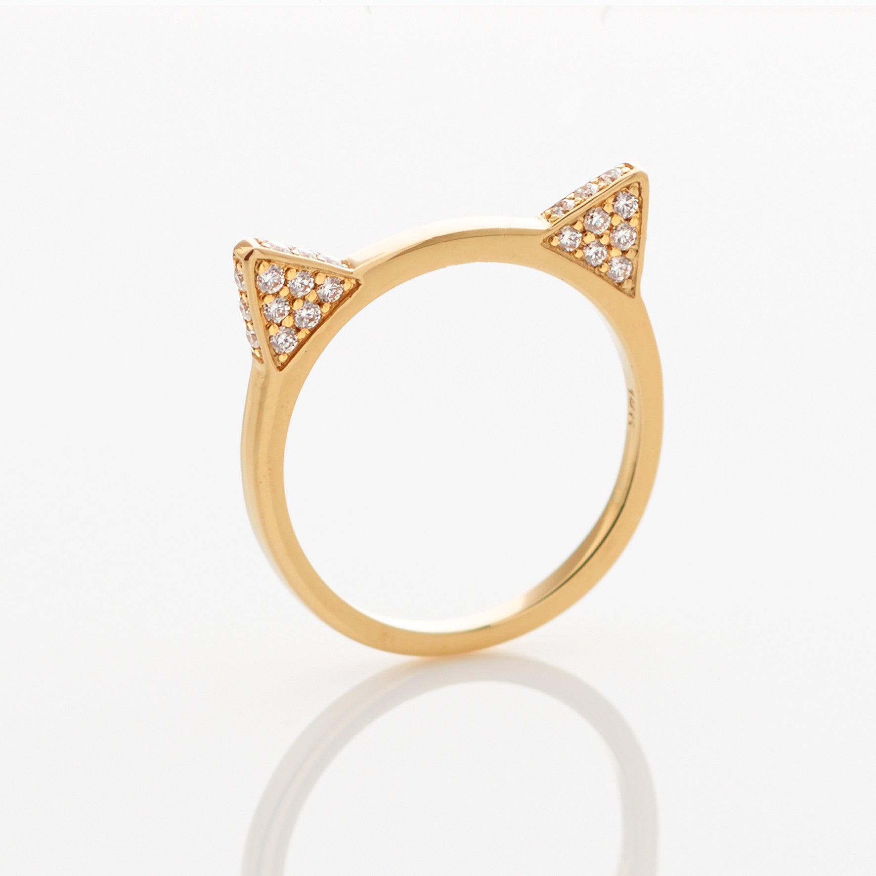 Mini KITTY Ring, Ring, Anabela Chan Joaillerie - Fine jewelry with laboratory grown and created gemstones hand-crafted in the United Kingdom. Anabela Chan Joaillerie is the first fine jewellery brand in the world to champion laboratory-grown and created gemstones with high jewellery design, artisanal craftsmanship and a focus on ethical and sustainable innovations.